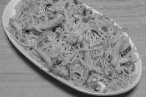 Chicken Hakka Noodles