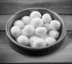 Rosogolla 4 Pc
