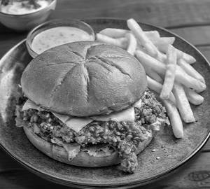 Crispy chicken burger