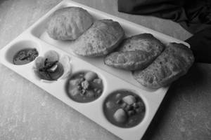 Puri Sabji [4Pcs]