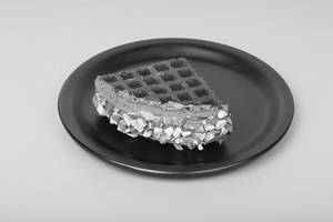 Dark Almond Delight