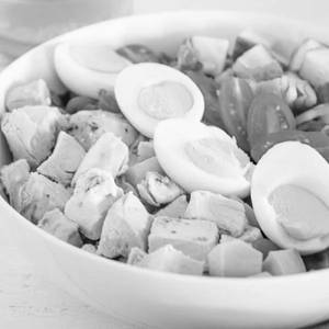 Chicken Salad With Boiled Eggs [3 Pc]