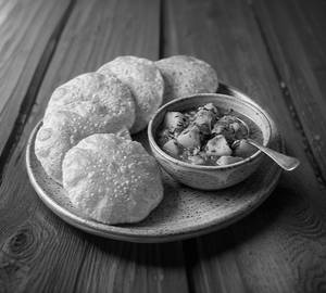 Aloo Poori (5Pcs)