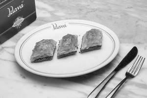 Diamond Pistachio Baklava
