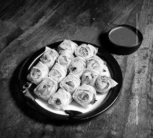 Tandoori Achari Spring Roll
