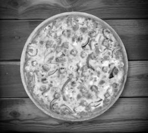 Hot Mess Pizza