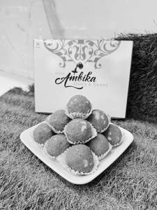 Besan Laddu
