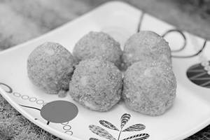 Churma Laddu