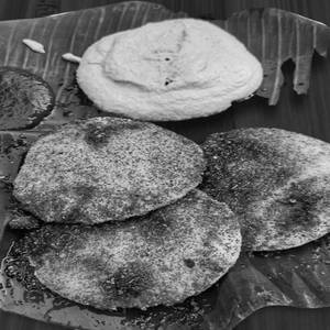 Ghee karam idli [4 pieces]