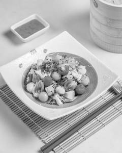 Jain Nutty Sesame Salad