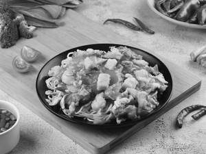 Egg Chicken Gravy Chow