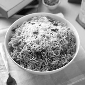 Chicken Cheese Garlic Maggi