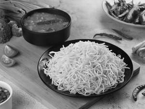 Schezwan Veg Gravy Chowmien