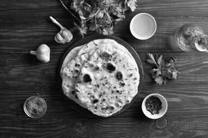 Cheese Garlic Naan
