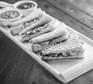 Paneer Masala Sandwich (3 Layer)