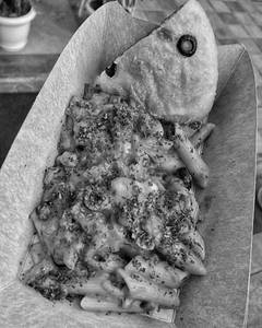 Olives N Capers (puttanesca)