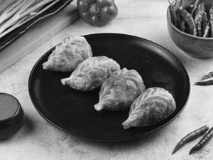 Chicken Momo Deep Fry (6 Pcs)