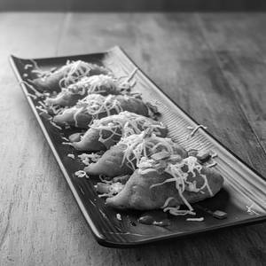 Peri Peri Fried Cheese Chicken Momo  
