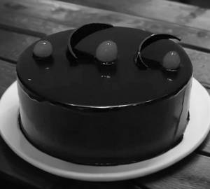 Decorated Chocolate Truffle Cake [500 Gm]
