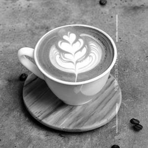 Free Pour Latte 