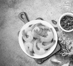 White Prawns Medium Tail On – 640-680G