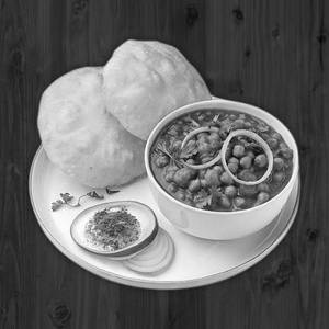 10 Puri With Allu Chole Ki Sabji (Half)