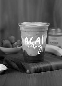 The Viral Hailey Bieber Smoothie