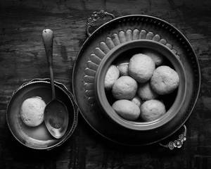Gur Rasgulla