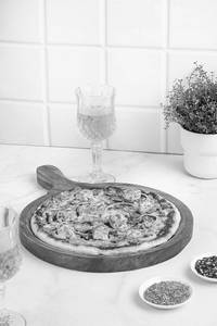 Tandoori Paneer Pizza 9"