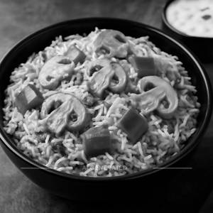 Capsicum & Mushroom Biryani