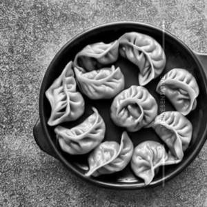 Veg Special Gravy Momos