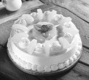 Pineapple Delight Cake