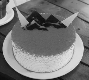Red Velvet Cake 500 Grams