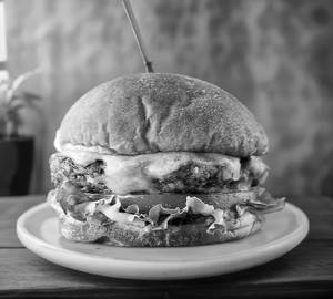 Onion mushroom paneer burger