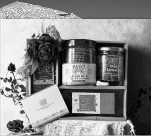 Vegan Small Wooden Hamper  2