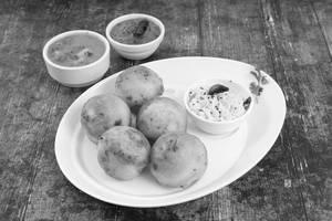 Kuzhi Panniyaram.