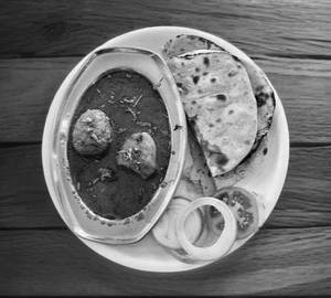 1 Pic Egg Curry+ 2Pic Tandoori Roti