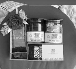 Eggless Small Wooden Hamper 1