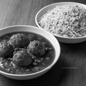 Veg Balls In Hot Garlic Sauce , Fried Rice