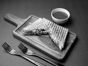 Classic Grilled Veg Sandwich