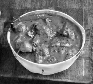 Pepper chicken gravy