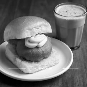 Mayonnaise Vada Pav