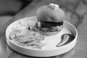 Spicy Paneer Burger