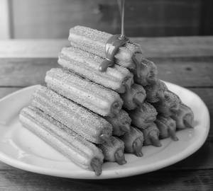 Choco & caramel churros [8 pieces]