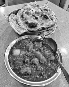 3 Pic Chilli Chicken Gravy+ 2Pic Tandoori Roti