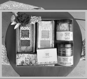 Assorted Medium Wooden Hamper