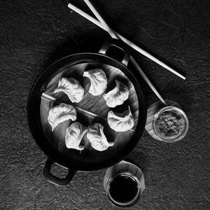 Vegetable Momo (6 Pcs)