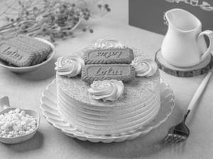 Lotus Biscoff Cake [600 Gms]