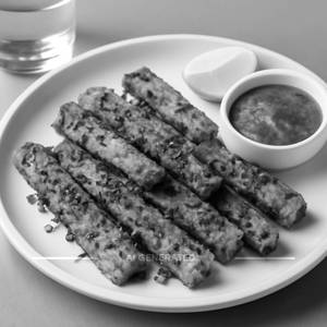 methi besan tawa