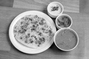Onion Tomato Uttapam